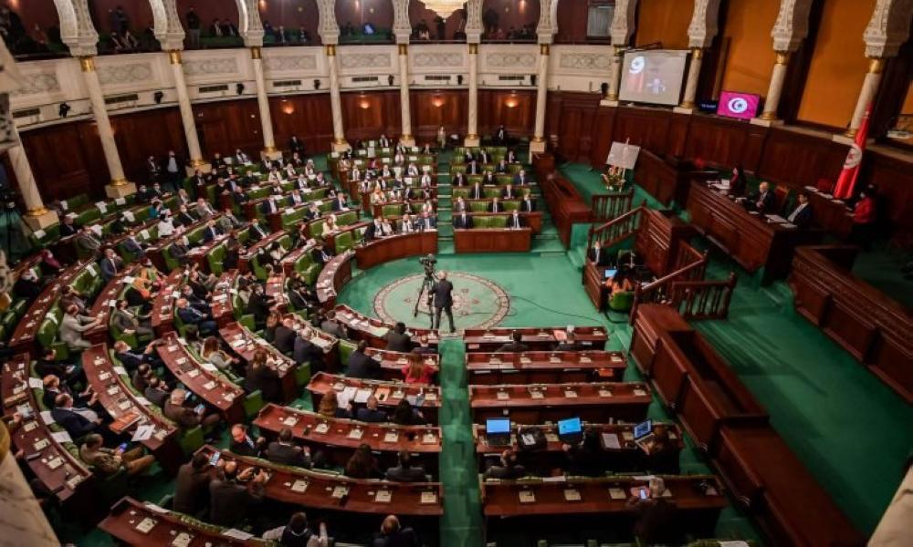 البرلمان التونسي يوافق على قرض بـ300 مليون دولار البرلمان التونسي يوافق على قرض بـ300 مليون دولار