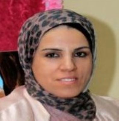 نادية العنانزة