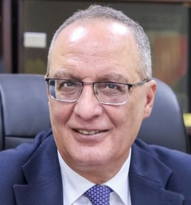 الدكتور محمد المعاقبة
