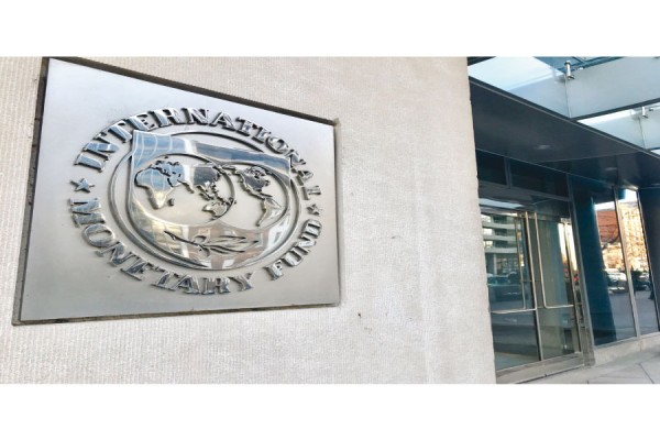 خبراء: الاقتصاد الوطني يثبت قدرته على الصمود ويواصل المسار الإصلاحي