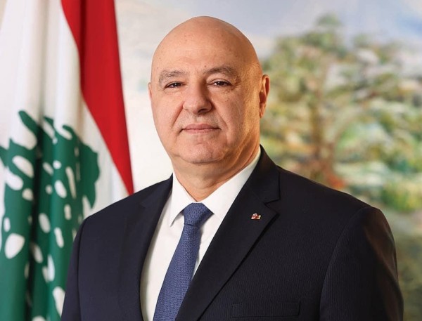 الرئيس اللبناني: التفاوض المباشر مع إسرائيل ليس تنازلا