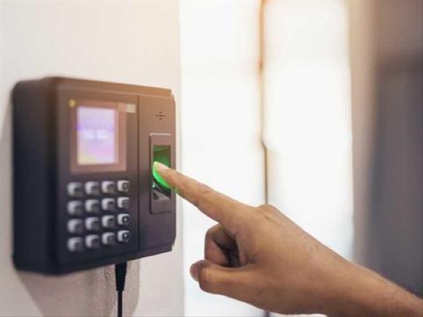 بصمة الأطباء.. مواقف متباينة ونقاش مهني مستمر #الأردن 