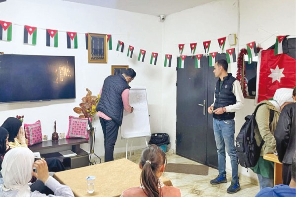 ورشة توعوية لشباب وشابات عين الباشا حول المخدرات