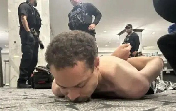 من هو مسلح عشاء رابطة مراسلي البيت الأبيض؟