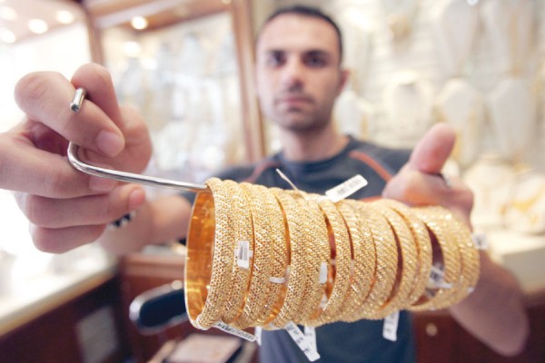 «الصاغة»: طلب ضعيف وانتعاش متوقع بعد عيد «الأضحى»