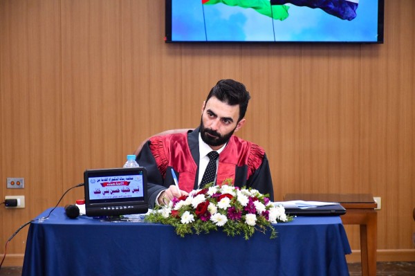 الدكتوراه في الإعلام لقيس بني خلف