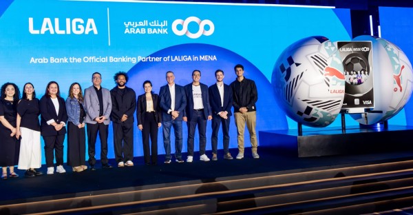 البنك العربي و(لاليغا) يطلقان بطاقة فيزا ائتمانية مشتركة بحضور نجم كرة القدم العالمي 