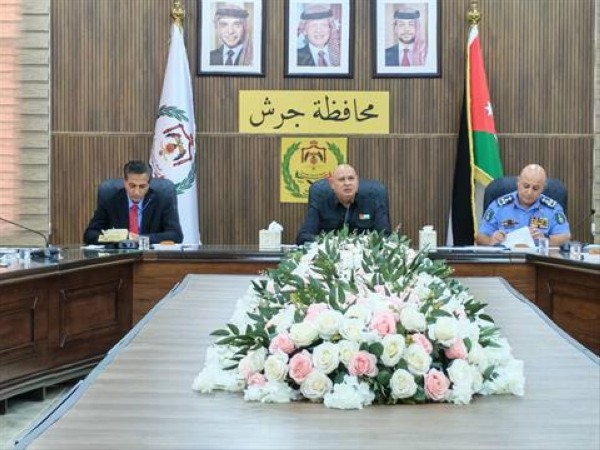 محافظ جرش يؤكد الجاهزية الكاملة لفعاليات عيد الاستقلال 80 و الأضحى