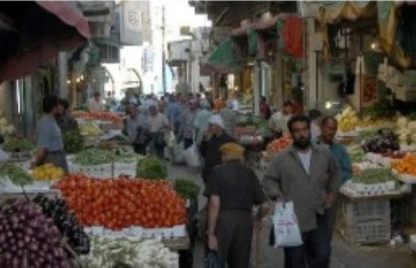 حملات تفتيشية على المنشآت والأسواق التجارية في لواء الأغوار الجنوبية