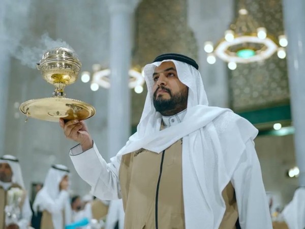 بالورد والبخور.. المسجد الحرام يستقبل حجاج بيت الله في يوم النحر #الأردن 