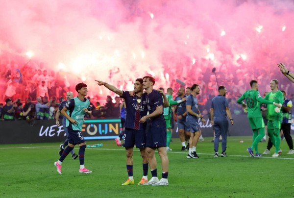 باريس يعادل رقم برشلونة التاريخي في دوري الأبطال #الأردن 