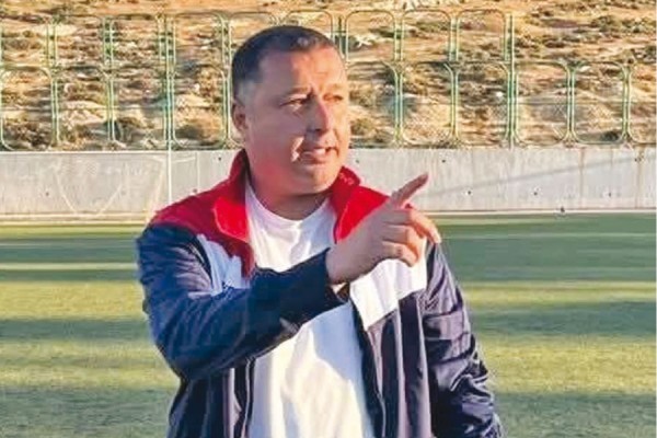 رشاد مدرباً لـ ((كرة العربي))