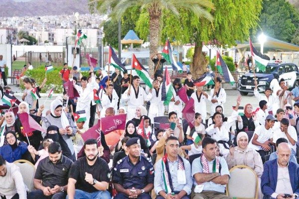 فعاليات شبابية بالجنوب تحتفل بعيد الاستقلال