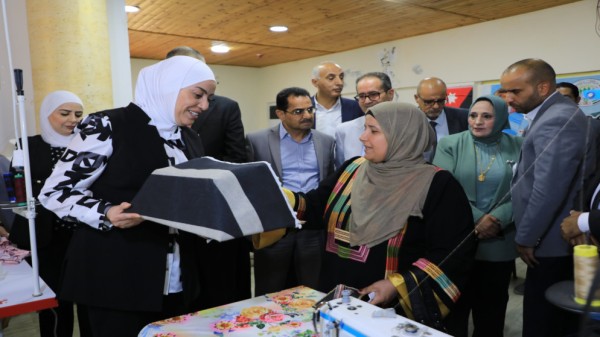 بني مصطفى: تمكين المرأة اقتصادياً أولوية ودعم المشاريع الإنتاجية للعمل #الأردن 