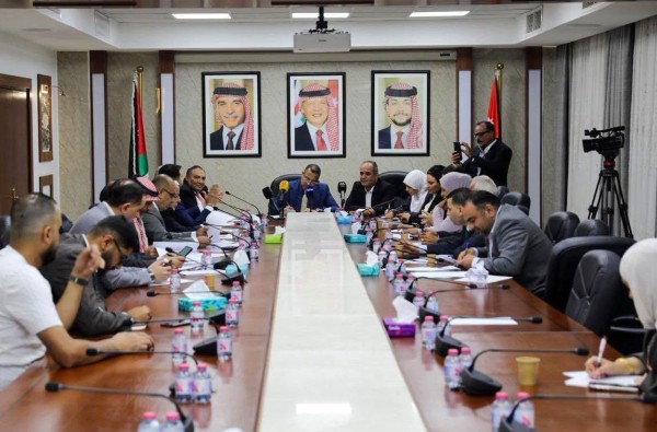 "الإدارية النيابية" تبحث مع الأحزاب مسودة مشروع قانون الإدارة المحلية #الأردن 