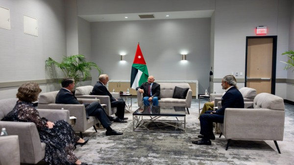الملك يلتقي عمدة مدينة أرلينغتون في ولاية تكساس الأمريكية #ولي_العهد_32 