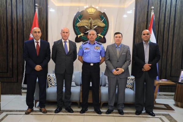 مدير الأمن العام يؤكد المتقاعدون العسكريون إرث وطني وخبراتهم محل اعتزاز وتقدير #الأردن 