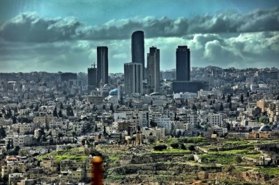 انخفاض ملموس على درجات الحرارة الخميس وتحذيرات من الضباب والغبار