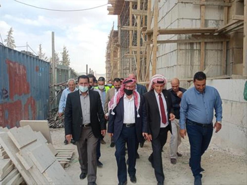 الكسبي يتفقد عددا من المشاريع التنموية  في جرش